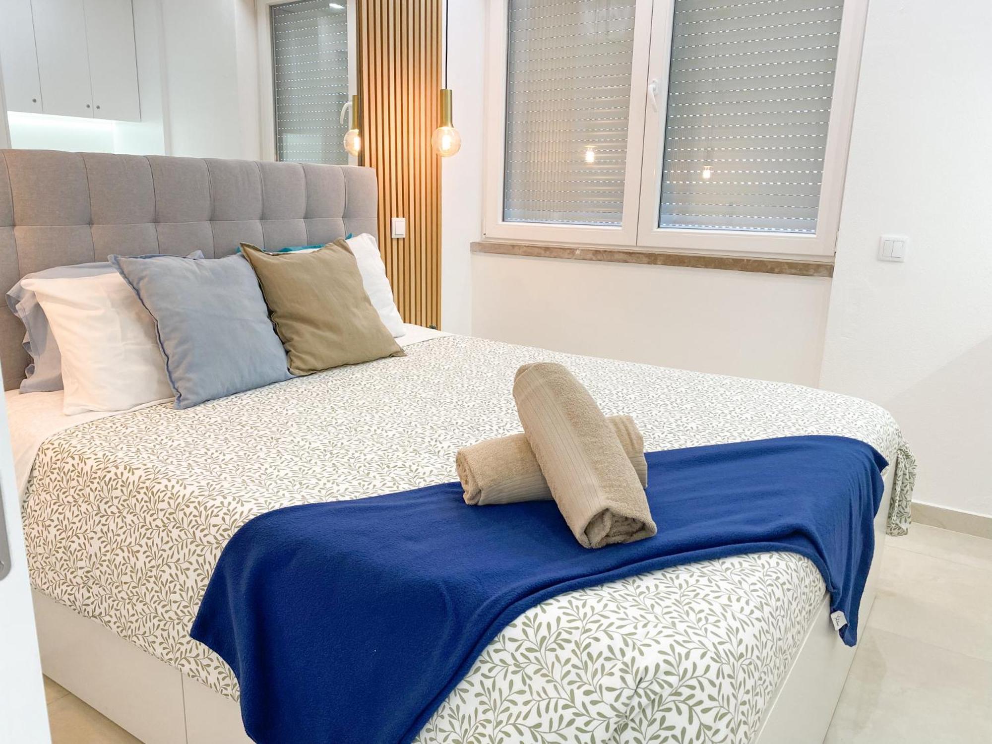 פורטימאו Luxury 2 Min Beach With Balcony, Ocean View, Wifi, Ac, Smarttv מראה חיצוני תמונה